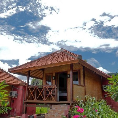 Yut'S Inn Flower Paradise Gili Gede Ngoại thất bức ảnh