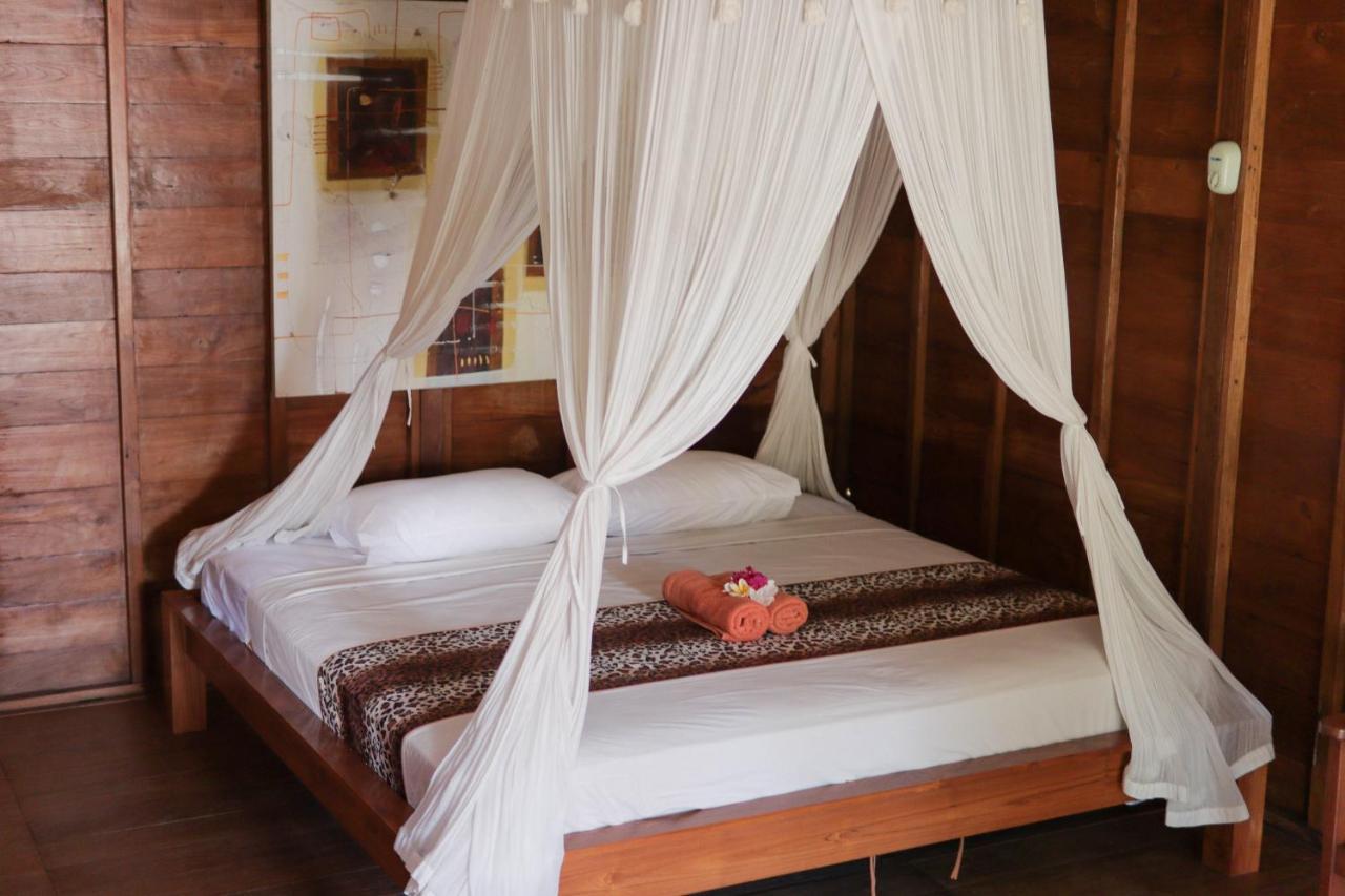 Yut'S Inn Flower Paradise Gili Gede Ngoại thất bức ảnh